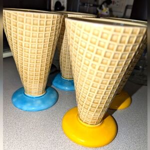 4 vintage ceramic ice cream cone dishes